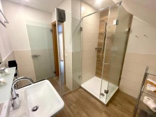 Landgasthof Linde Hepbach, Hotel & Restaurant - Markdorf - 6