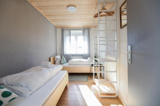 WOHNUNG OBERGESCHOSS mit 3 Schlafzimmer in ruhiger Gegend - Mäder - 4