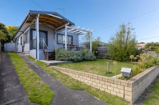 The Bud House - Rosebud - 6