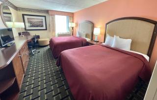 Fairbridge Hotel Cleveland East - 2