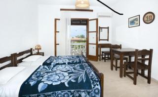 Tzilios Studios - Acharavi - 8