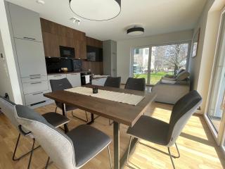 Luxury - Apartment mit Balkon in Seenähe - 0