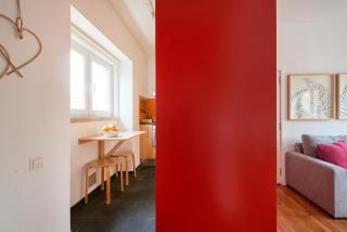 Sunny Renovated Apt With AC, By TimeCooler - Lissabon - 5