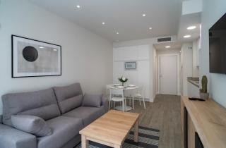 AAC Málaga - Apartamento luminoso y nuevo, a 1,3km del centro de Málaga - Malaga - 3