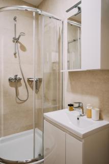 ART DECO DUBROVNIK APARTMENTS by DuHomes - Dubrovnik - 3