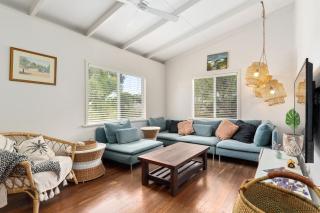 Peaceful and Renovated Original Beach House with Sweeping Views of Gracetown - Gracetown - 6