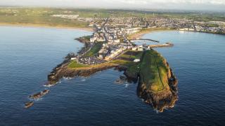 The North Cove, 20m to the Sea, Modern Studio Apartment - Portrush - 6