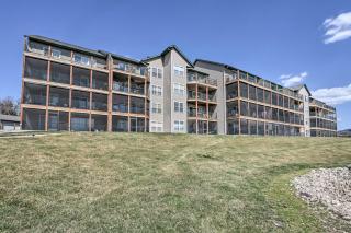 Boat Ramp, Dock and Slip Step-Free Camdenton Condo! - Camdenton - 8