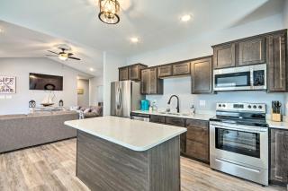 Dock and Fire Pit Lakefront Rocky Mount Home! - Rocky Mount - 2