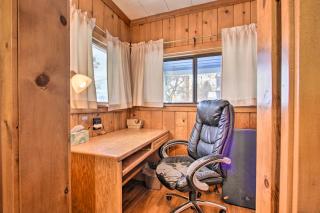 Cozy Home with Hot Tub Half Mi to Salmon River! - Salmon - 3