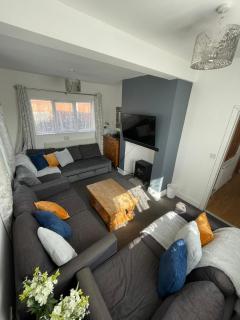 Huge 6 Bedroom House in Sheringham - Sheringham - 9