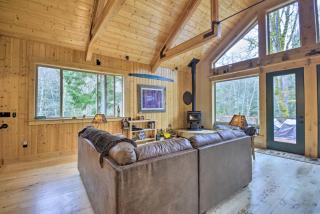 Right Arm Ranch Family Cabin in Port Angeles! - 3