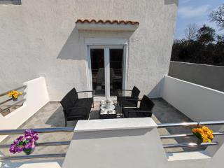 Holiday home LAURA - Galovac - 5