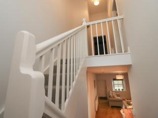 1 Hull House Cottage - 3