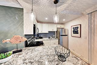 Hale Ono Loa 210 - 2