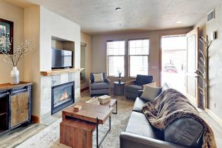 Redstone Retreat Unit A - 7