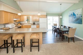 Bayside Bungalow - 4