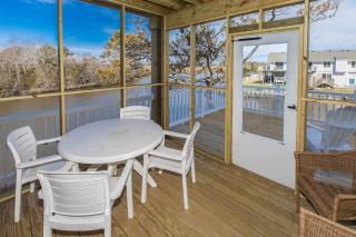 Back Bay Getaway - 8