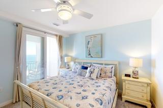 The Sanctuary - Rock Lobster Penthouse B407 - 1