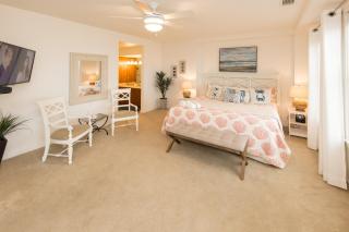 The Sanctuary - Sea View B311 - 2