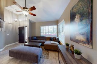 Luxe Lakewood Villa - Phoenix - 6