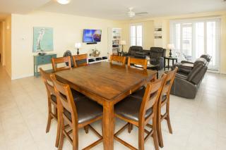 The Sanctuary - Flip Flop Haven B105 - 5