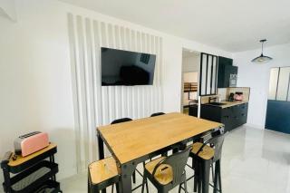 Nice And Bright 60 M With Terrace View On The Sea - Ajaccio - 7