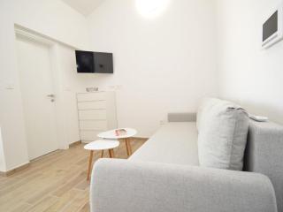 Apartment Anna-2 by Interhome - Jezera - 5