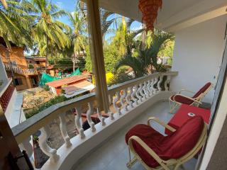 Dmellos Sea View Home - Candolim - 2