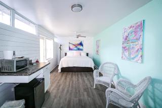 Drop Anchor Resort & Marina - Islamorada - 3
