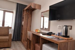 Zümrüt Palas Otel - 3