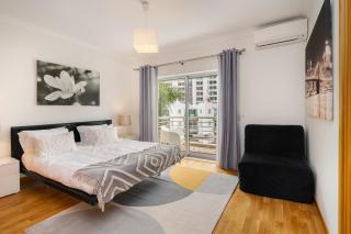 WHome Family Holidays w/ S-Pool, AC, Elevator & Garage - Quarteira - 3