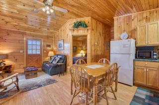 Campground Cabin - Lake Junaluska - 4