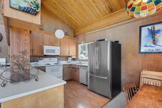 Centrally Located and Dog Friendly! - Home #36 - Bear Valley - 3