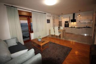 Moderan apartman u blizini mora - Povile - 3