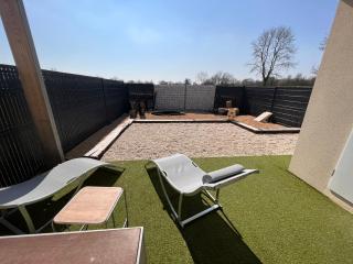 Belle Villa 6 pers 2h espace bien-être privatisé inclus 80 m2 de détente garantie - Équilly - 6