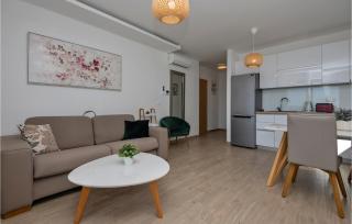 Beautiful Apartment In Baska Voda - Baška Voda - 5
