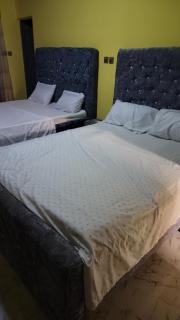 Jennabwa Lodge and Restaurant - Freetown - 8