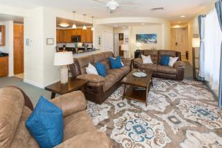 The Sanctuary - Blue Lagoon A323 - 9