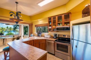 Kahalu'u Beach Villas 1-203 - 8