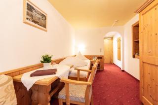 Hotel Garni Tyola - Ischgl - 8