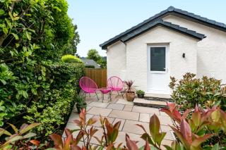 Stylish accommodation - Bowness centre with parking space - 9