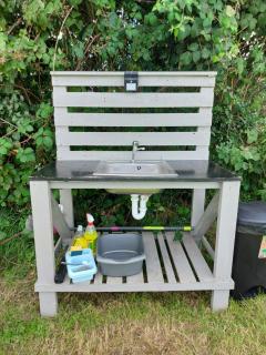 Pitch your own tent on camp field at Hopgarden Camping TN5 6QX - NO BEDS INCLUDED - 1