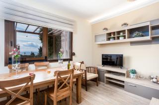 TwinStars apartment with courtyard and view - 8
