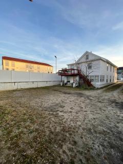 Next to Seaside Boardwalk! - Spacious 3 Bedroom - 1