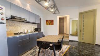 4 Bedroom Apartment on Liberty Square - Tbilisi - 0