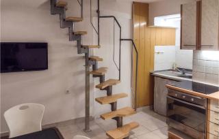1 Bedroom Stunning Apartment In Cres - 6