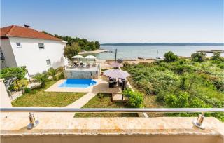Gorgeous Apartment In Zdrelac - Ždrelac - 4