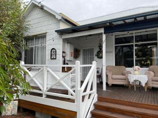 Ivy May Cottage - Lakes Entrance - 7