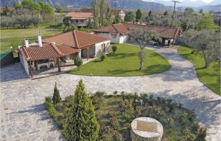 Awesome Home In Kamena Vourla - Kamena Vourla - 7